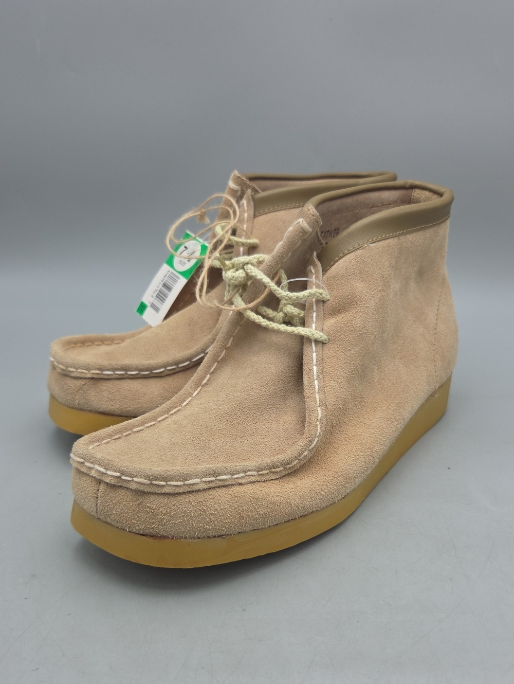Suburbans Wallabee Desert Boots Suede Lace Up Moc Toe Crepe Sole Spain 7.5 New